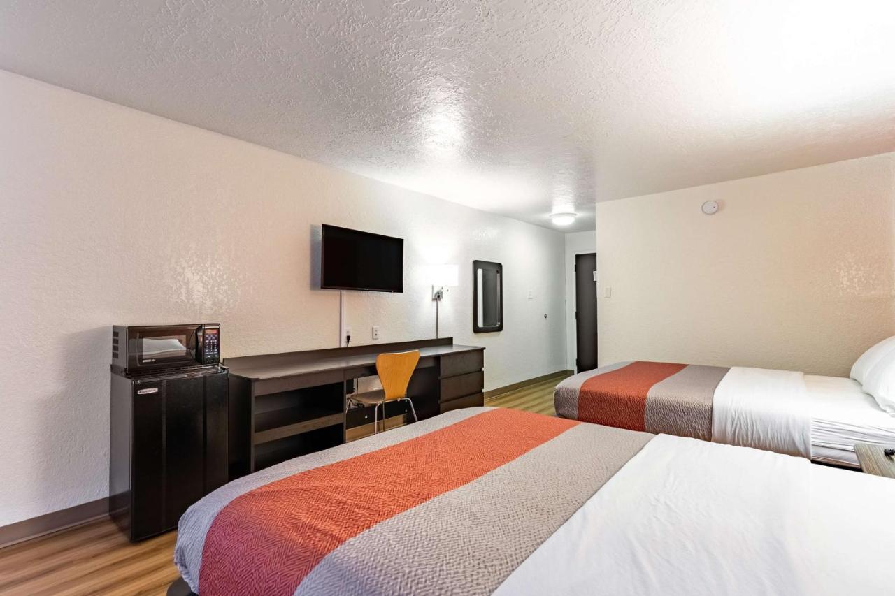 Motel 6 Houston North - Spring Exteriér fotografie